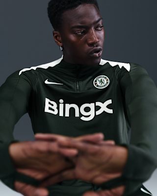 Chelsea FC Strike Men's Nike Dri-FIT Soccer Drill Top. Nike.com